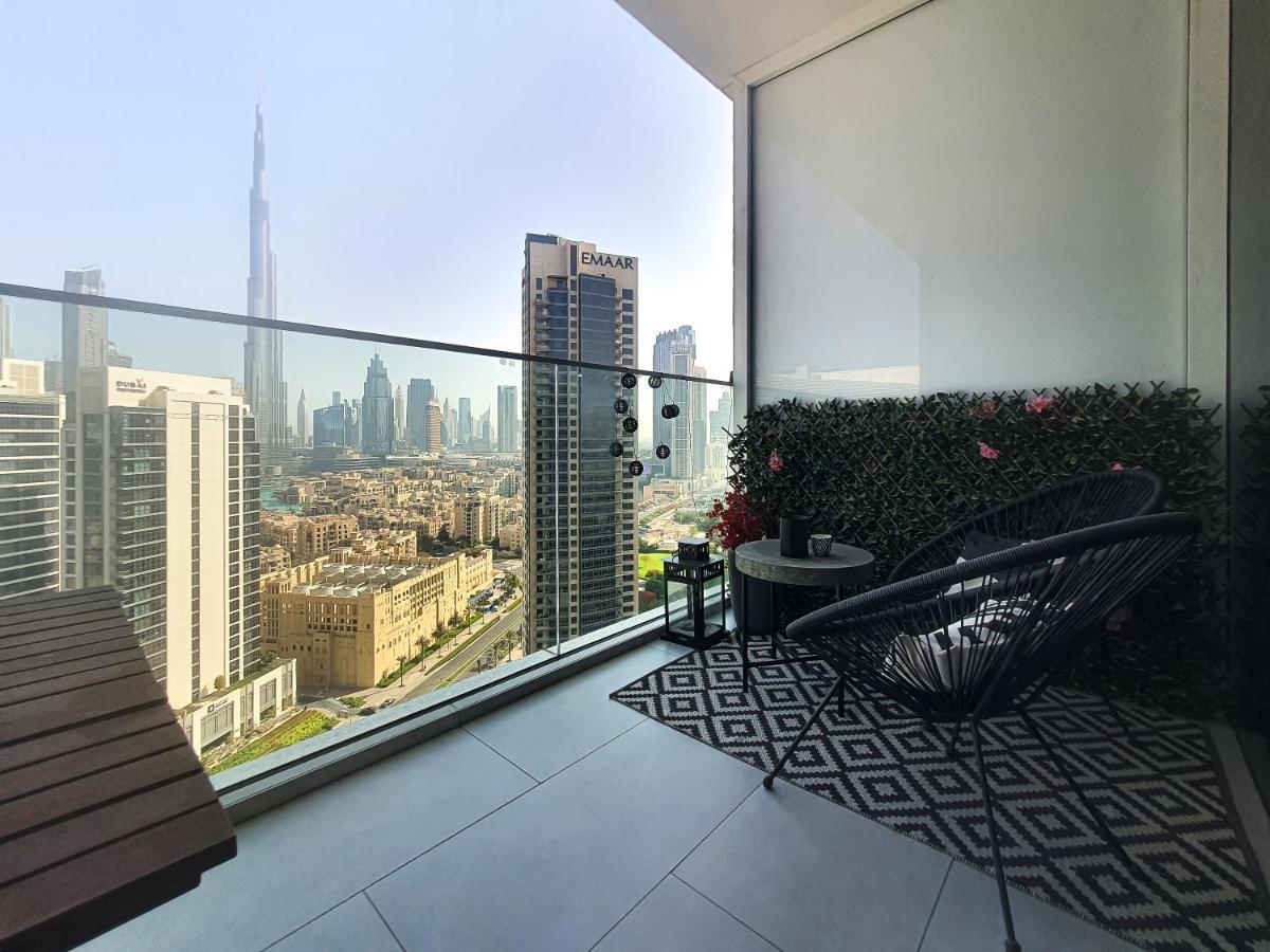 Luxury Studios With Burj Khalifa Or Canal View In Downtown - Marquise Square Tower Dubai Esterno foto