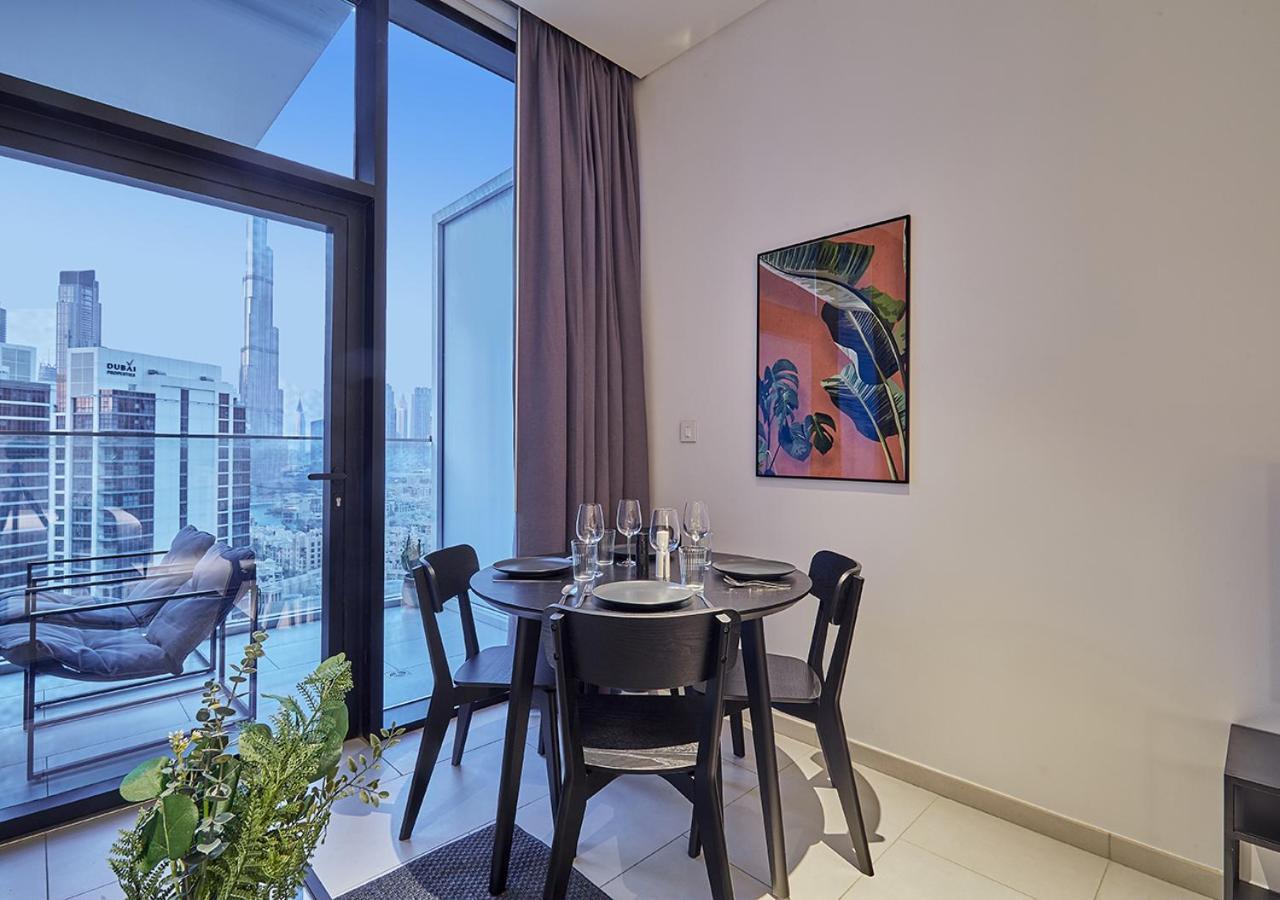 Luxury Studios With Burj Khalifa Or Canal View In Downtown - Marquise Square Tower Dubai Esterno foto