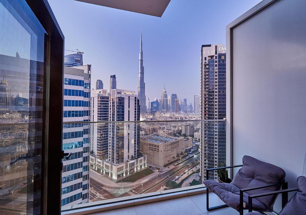 Luxury Studios With Burj Khalifa Or Canal View In Downtown - Marquise Square Tower Dubai Esterno foto