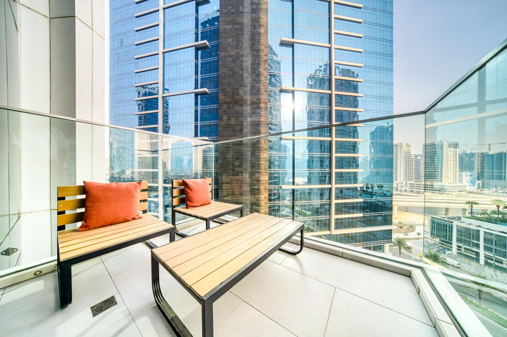 Luxury Studios With Burj Khalifa Or Canal View In Downtown - Marquise Square Tower Dubai Esterno foto